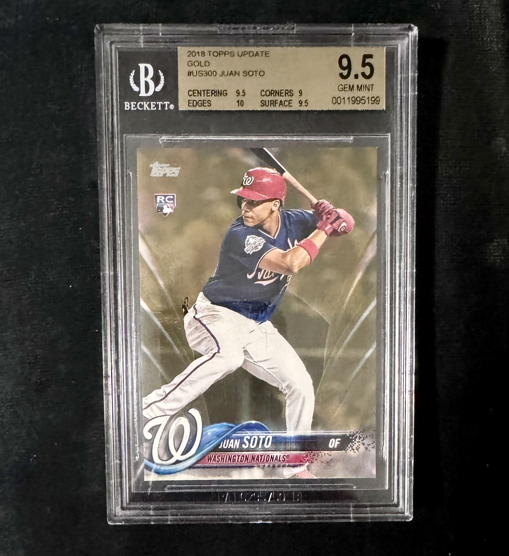 Juan Soto 2018 Topps Update Gold Rookie Baseball Card #US300
